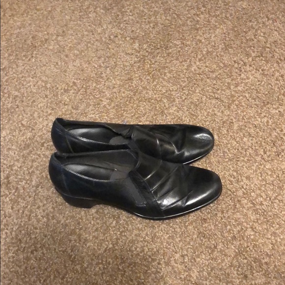 clarks shoes size 1